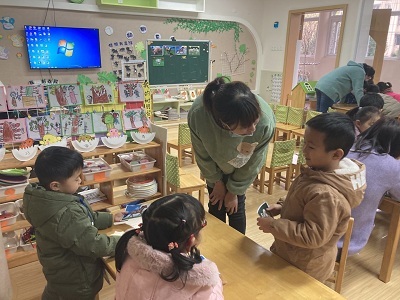 观摩促成长，学习共提升——远望幼儿园保育员半日观摩活动纪实